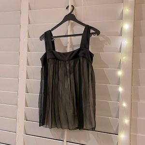 DKNY beautiful silk tank top